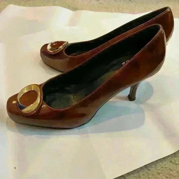 Stuart Weitzman Women's Brown Patent Leather Platform Heels Size 8 New - Picture 4 of 6